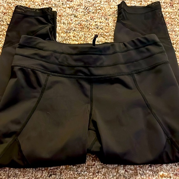 Athleta Capri Leggings - Picture 5 of 6